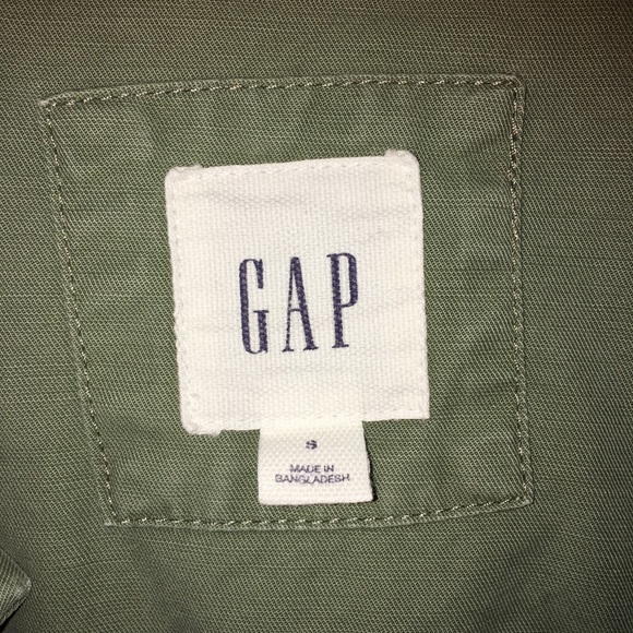 GAP Ruffle Jacket - Picture 11 of 12